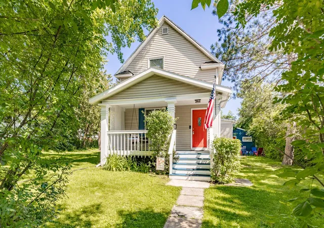 1st image of 523 1st Street, Duluth, MN 55810 | MLS# 7108449