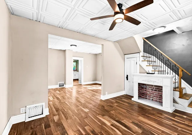 4th image of 523 1st Street, Duluth, MN 55810 | MLS# 7108449
