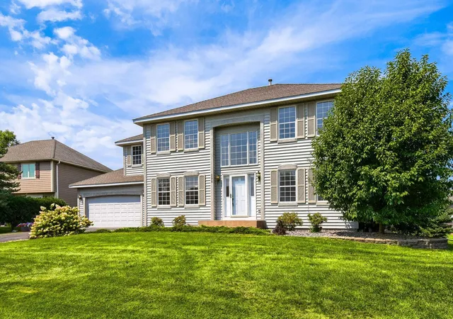 Photo 3 of Single family home for sale at 9270 Cornell Rd, Woodbury, MN 55125 | MLS# 7108465 | Listing updated on 2026-08-31