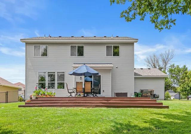 2nd image of 4712 102nd Trl N, Brooklyn Park, MN 55443 | MLS# 7108470