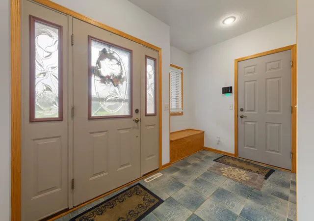 5th image of 2255 Mineral Springs Pkwy, Owatonna, MN 55060 | MLS# 7108475