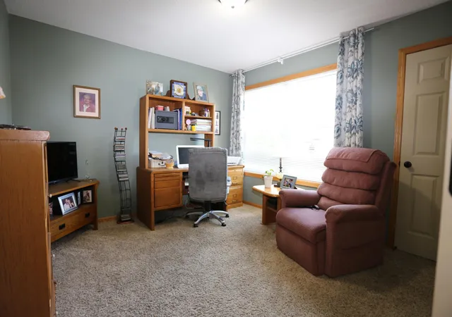 4th image of 22323 Cameo Ct, Forest Lake, MN 55025 | MLS# 7108492