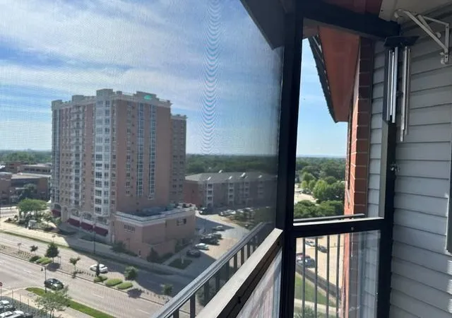 Photo 4 of Condo for sale at 6500 Woodlake Dr #1104, Minneapolis, MN 55423 | MLS# 7108516 | Listing updated on 2026-08-31