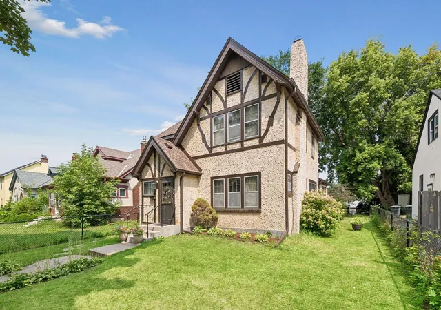 Photo 3 of Single family home for sale at 1418 Queen Ave N, Minneapolis, MN 55411 | MLS# 7108550 | Listing updated on 2026-08-26