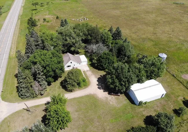 Homes for sale in Sebeka, MN | 1228 Us Hwy 71 S, Sebeka, MN 56477 | MLS# 7108561