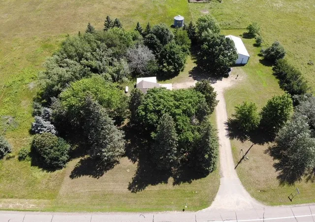 Homes for sale in Sebeka, MN | 1228 Us Hwy 71 S, Sebeka, MN 56477 | MLS# 7108561