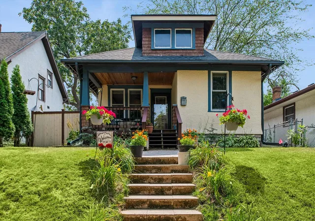 Photo 1 of Single family home for sale at 838 Clear Ave, Saint Paul, MN 55106 | MLS# 7108563 | Listing updated on 2026-09-05