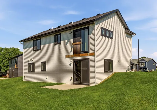 2nd image of 413 10th St W, Mantorville, MN 55955 | MLS# 7108580