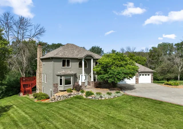 5th image of 22530 Forest Ridge Dr, Lakeville, MN 55044 | MLS# 7108587