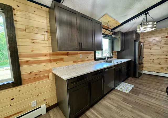 Photo 4 of Single family home for sale at 42015 Mattson Is Rd, Roseau, MN 56751 | MLS# 7108591 | Listing updated on 2026-08-12