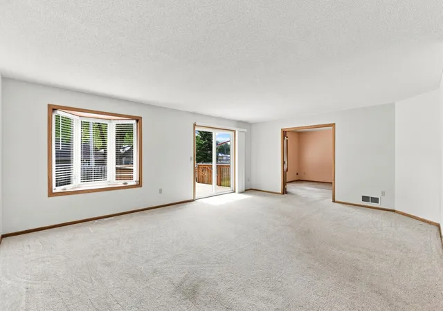 image of 616 Jefferson Ave Sw, Watertown, MN 55388 | MLS# 7108597