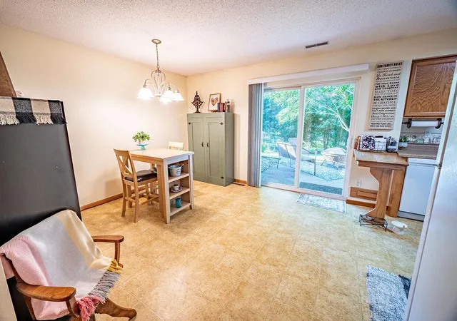 5th image of 561 Burton Cir, Ellsworth, WI 54011 | MLS# 7108611