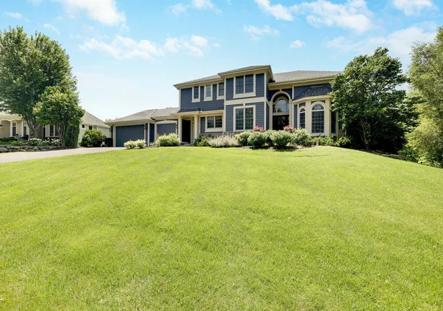 Photo 1 of Sale Pending at 4270 Wild Meadows Dr, Hamel, MN 55340 | MLS# 7108626 | Listing updated on 2026-08-17