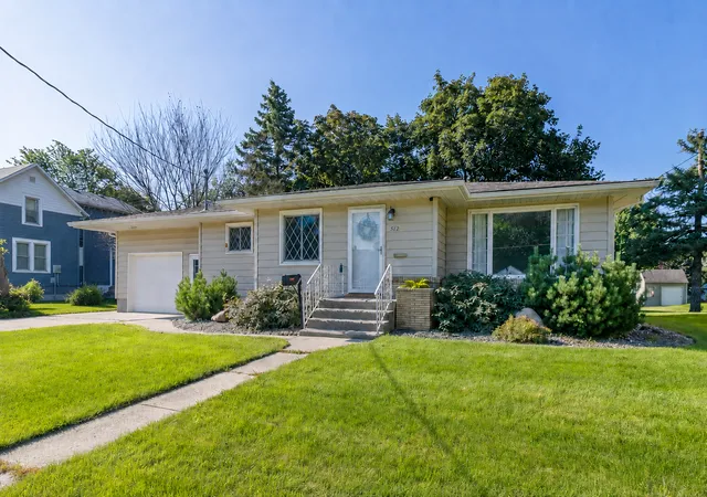 Homes for sale in Waseca, MN | 312 9th Ave Se, Waseca, MN 56093 | MLS# 7108630