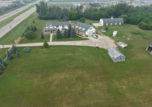Photo 3 of Single family home for sale at 5684 Highway 10, Dilworth, MN 56529 | MLS# 7108631 | Listing updated on 2026-07-26
