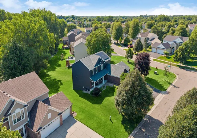 Photo 2 of Sale Pending at 2283 Saint Johns Dr, Saint Paul, MN 55129 | MLS# 7108637 | Listing updated on 2026-08-18