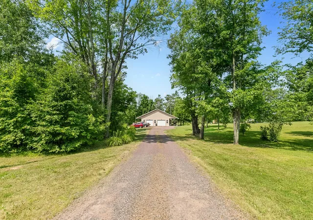 5th image of 25256 Groningen Rd, Sandstone, MN 55072 | MLS# 7108638