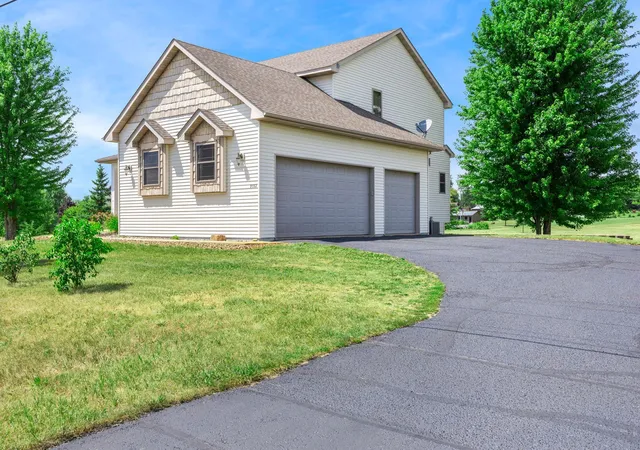 2nd image of 9352 67Th St Nw, Annandale, MN 55302 | MLS# 7108652