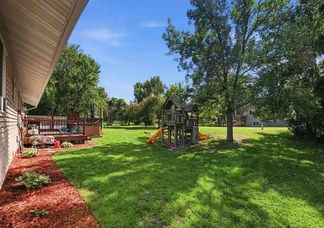 Photo 2 of Single family home for sale at 7126 196th Avenue Ne, New London, MN 56273 | MLS# 7108659 | Listing updated on 2026-09-01