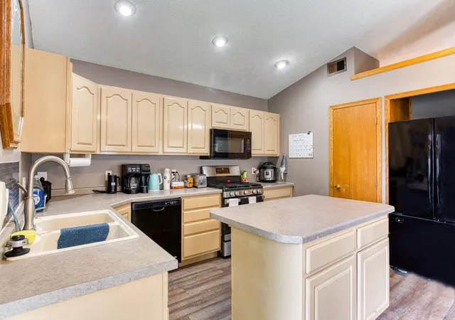 5th image of 1010 Hampshire St, Prescott, WI 54021 | MLS# 7108689
