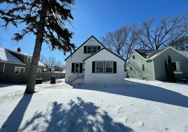 1st image of 911 W Cavour Ave, Fergus Falls, MN 56537 | MLS# 7108692