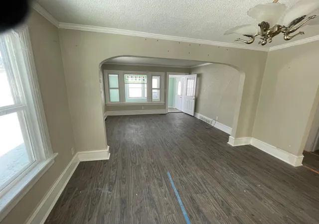 3rd image of 911 W Cavour Ave, Fergus Falls, MN 56537 | MLS# 7108692
