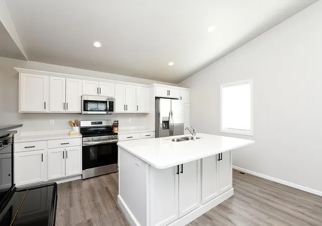 4th image of 1444 69 Ave S, Fargo, ND 58104 | MLS# 7108695
