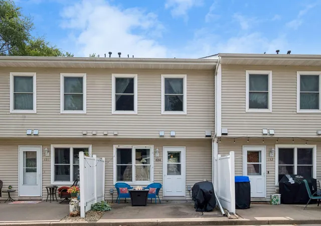 2nd image of 634 Pine St, Prescott, WI 54021
