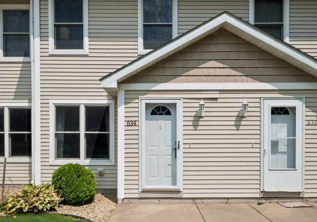 3rd image of 634 Pine St, Prescott, WI 54021