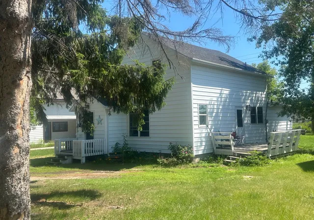 1st image of 118 Se 3rd Ave, Grand Rapids, MN 55744 | MLS# 7108705