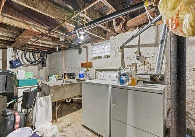 Listing Photo 2 - Condo for sale in building located at 711/713 26th Ave S, Minneapolis, MN 55454 - Unit #
