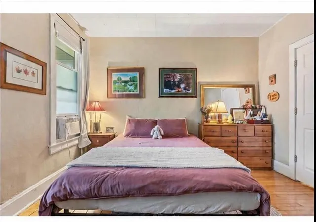Photo 4 of House for sale at 711/713 26th Avenue S, Minneapolis, MN 55454 | MLS# 7108713 | Listing updated on 2026-08-18