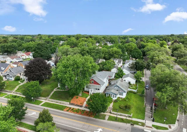 Photo 3 of Single family home for sale at 1281 3rd Street E, Saint Paul, MN 55106 | MLS# 7108728 | Listing updated on 2026-08-12