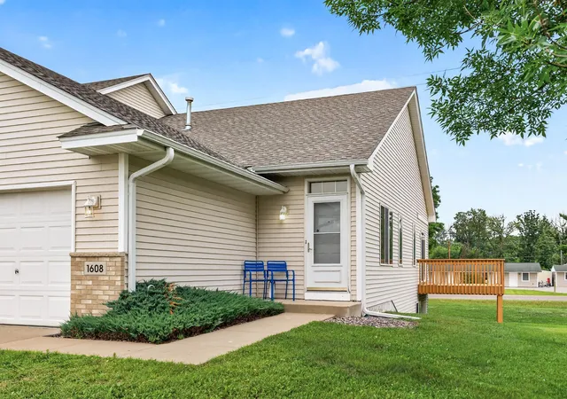 Photo 3 of Sale Pending at 1608 15th Avenue N, Princeton, MN 55371 | MLS# 7108786 | Listing updated on 2026-08-27