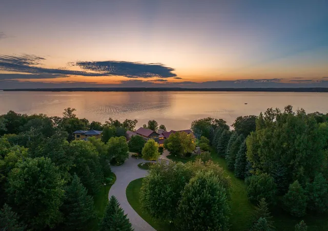 Photo 3 of Mansion for sale at 19752 Halwood Rd, Glenwood, MN 56334 | MLS# 7108790 | Listing updated on 2026-08-17