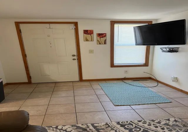 2nd image of 1714 Se Marshall St, Albert Lea, MN 56007 | MLS# 7108809