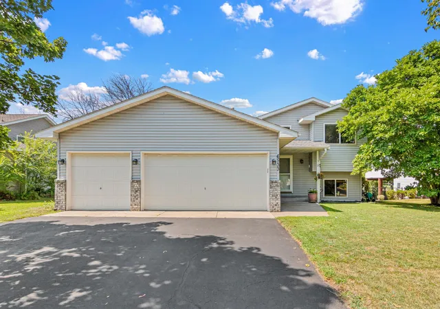 Photo 1 of Single family home for sale at 6533 Neddersen Cir, Minneapolis, MN 55445 | MLS# 7108823 | Listing updated on 2026-09-28