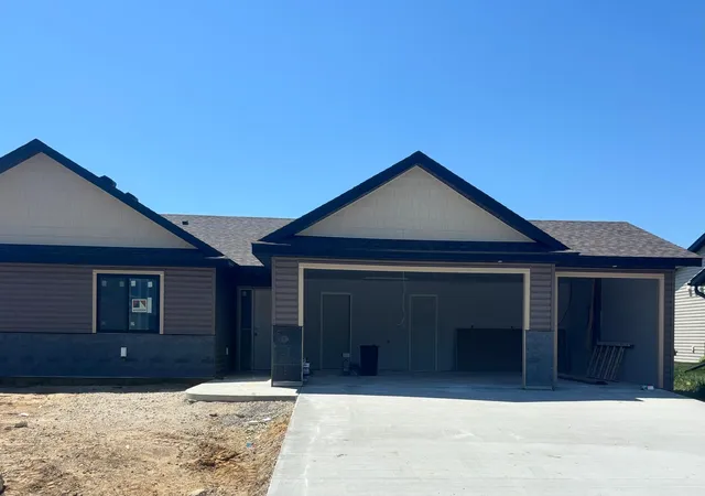 1st image of 307 11th St N, Goodhue, MN 55027 | MLS# 7108825