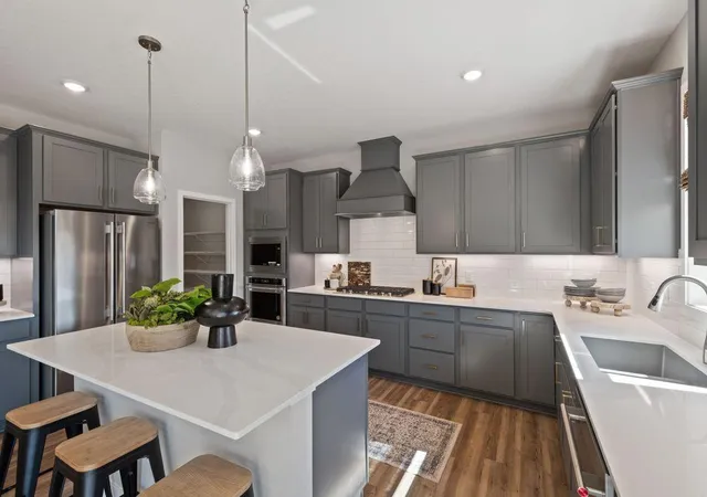 1st image of 1918 Shady View Ct, Shakopee, MN 55379 | MLS# 7108837