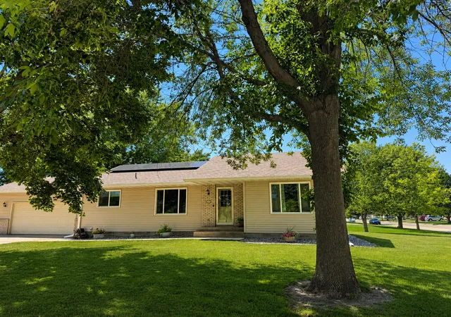 5th image of 1720 Se Smith Ave, Owatonna, MN 55060 | MLS# 7108863