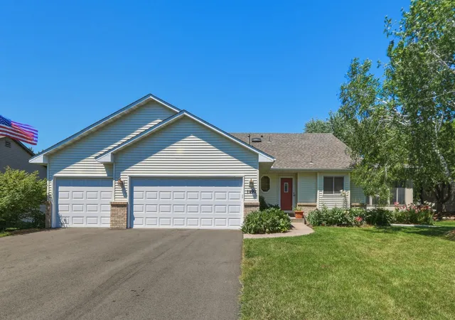 1st image of 1490 Mallard Pl, Waconia, MN 55387 | MLS# 7108884
