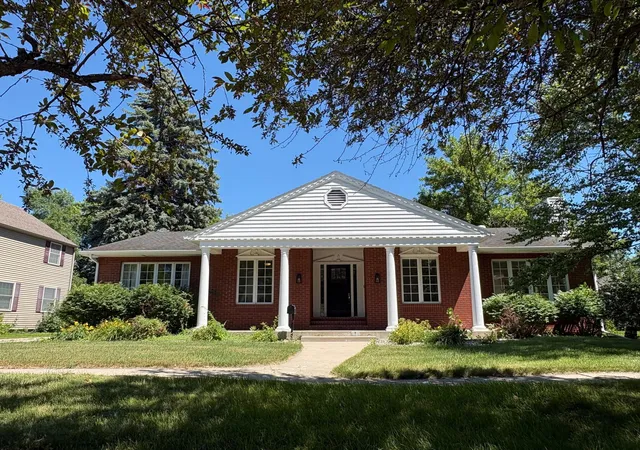 Homes for sale in Wahpeton, ND | 512 8th St N, Wahpeton, ND 58075 | MLS# 7108906