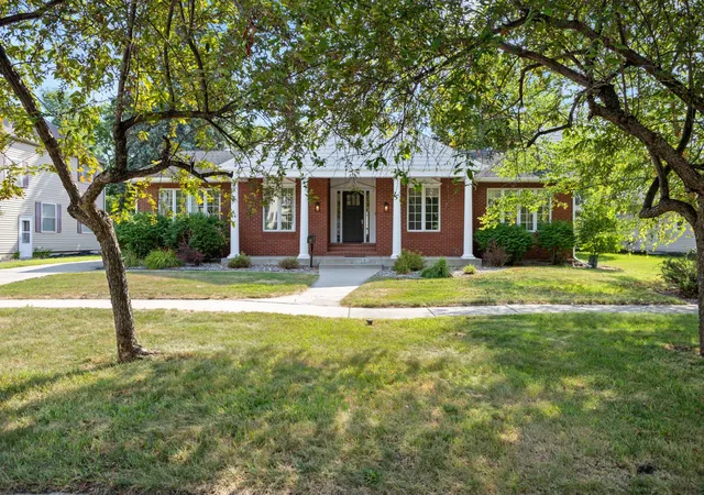 Photo 4 of Single family home for sale at 512 8th Street N, Wahpeton, ND 58075 | MLS# 7108906 | Listing updated on 2026-08-18