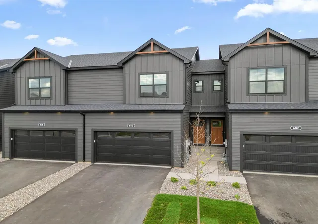 Photo 1 of Single family home for sale at 680 Tulare Ter, Newport, MN 55055 | MLS# 7108909 | Listing updated on 2026-10-18