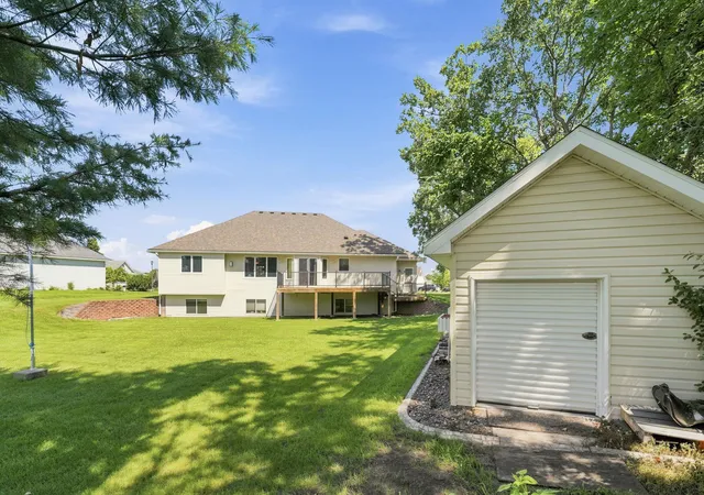 Photo 1 of Single family home for sale at 38249 Everton Ave, North Branch, MN 55056 | MLS# 7108912 | Listing updated on 2026-09-22