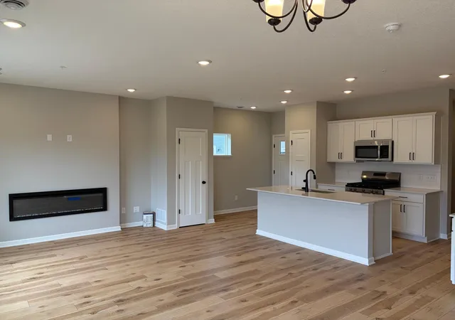 4th image of 23162 Creekview Ct, Rogers, MN 55374 | MLS# 7108919