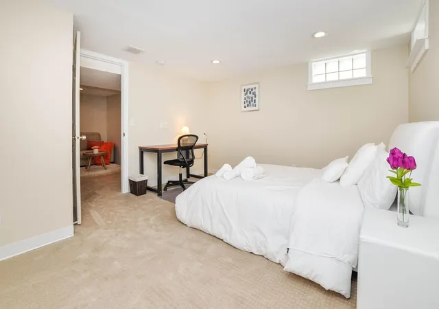 Listing Photo 4 - Condo for sale in building located at 907 & 907 1/2 14th Ave SW, Rochester, MN 55902