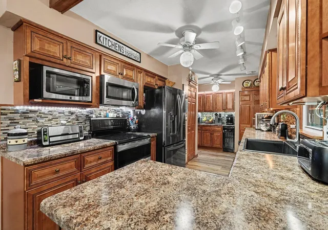 Photo 4 of Single family home for sale at 2732 107th Lane NW, Minneapolis, MN 55433 | MLS# 7108927 | Listing updated on 2026-09-21