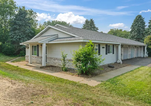 Photo 3 of Single family home for sale at 1105 Bartosh Ln #1, River Falls, WI 54022 | MLS# 7108938 | Listing updated on 2026-08-24