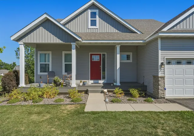 2nd image of 965 Aspen Cir, Watertown, MN 55388 | MLS# 7108947